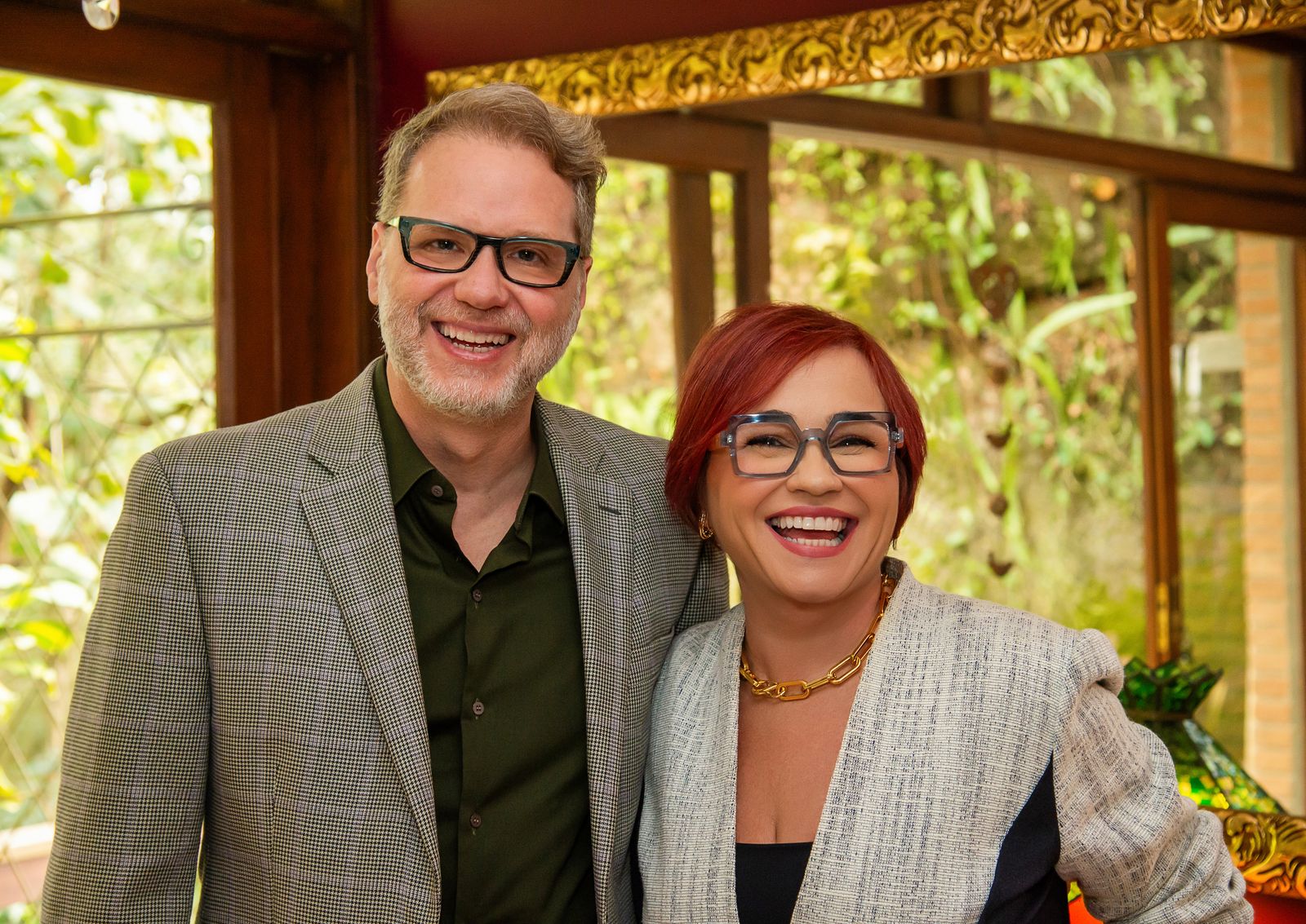 Fabio Appolinário e Lilian Graziano, sócios do IPPC, lado a lado e sorrindo